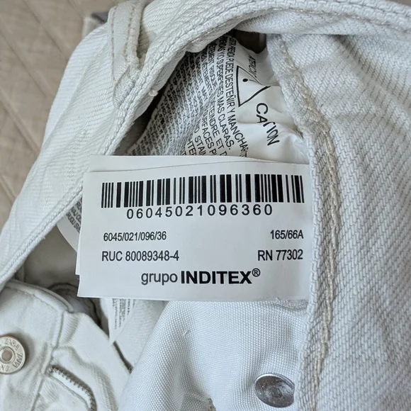 NWOT Zara Denim with Fabric Trim Raw Hem Jeans Ankle Cropped Size 4 Small - Picture 13 of 17